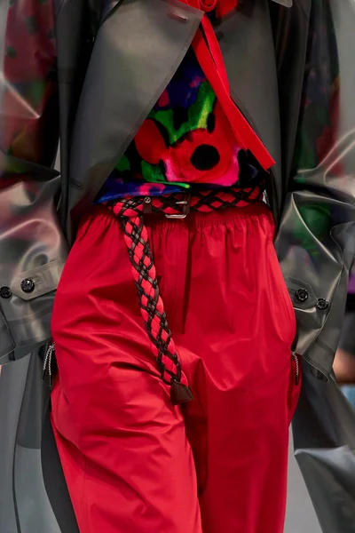 Look 2